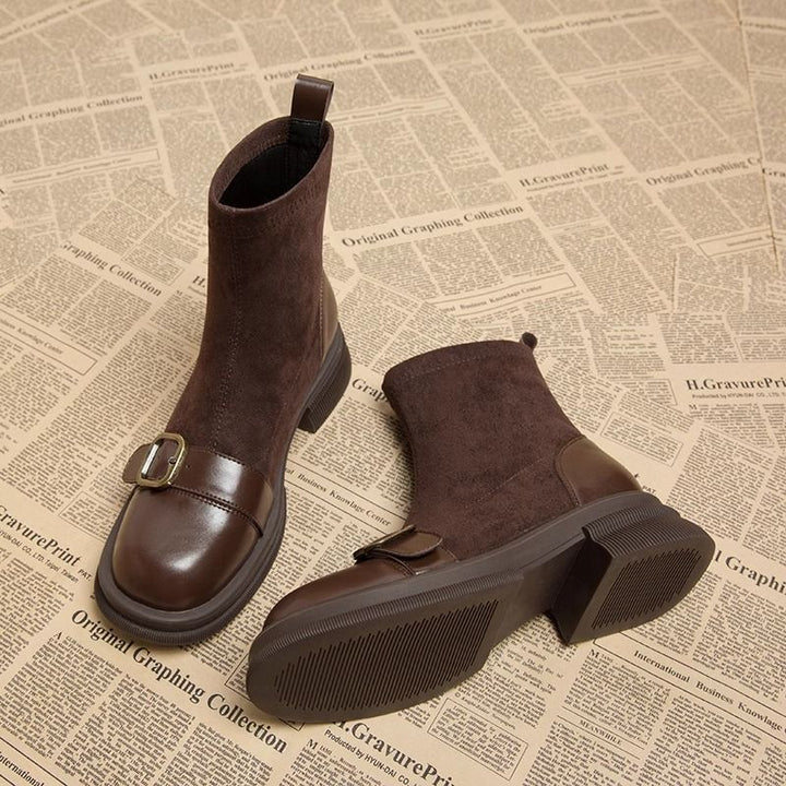 SCARLET – ANKLE BOOTS WITH BUCKLE DETAIL