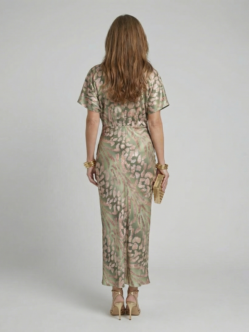 Giulia | Natural Elegance Midi Dress